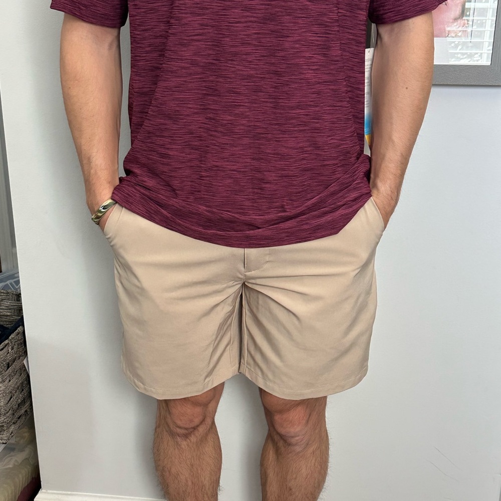 Men’s Old Navy Go Dry Cool Khaki Shorts